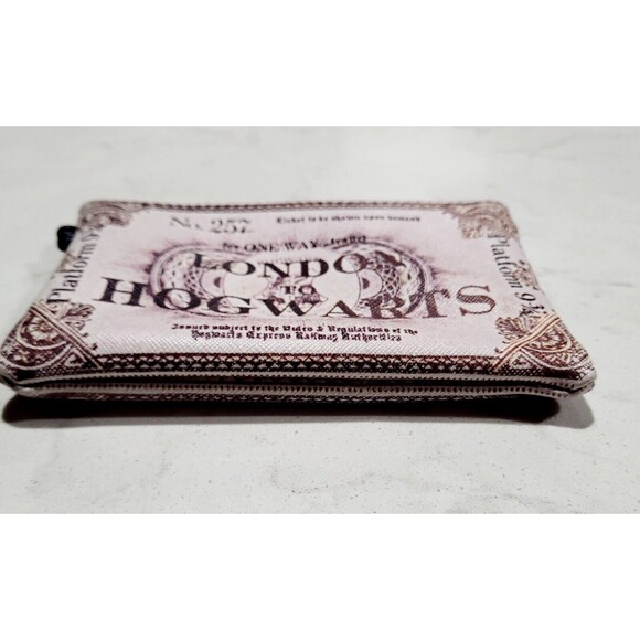 Harry Potter Train Ticket To Hogwarts Clutch Pouch Bag 6.5 x 4.5in. NWOT - Picture 6 of 10